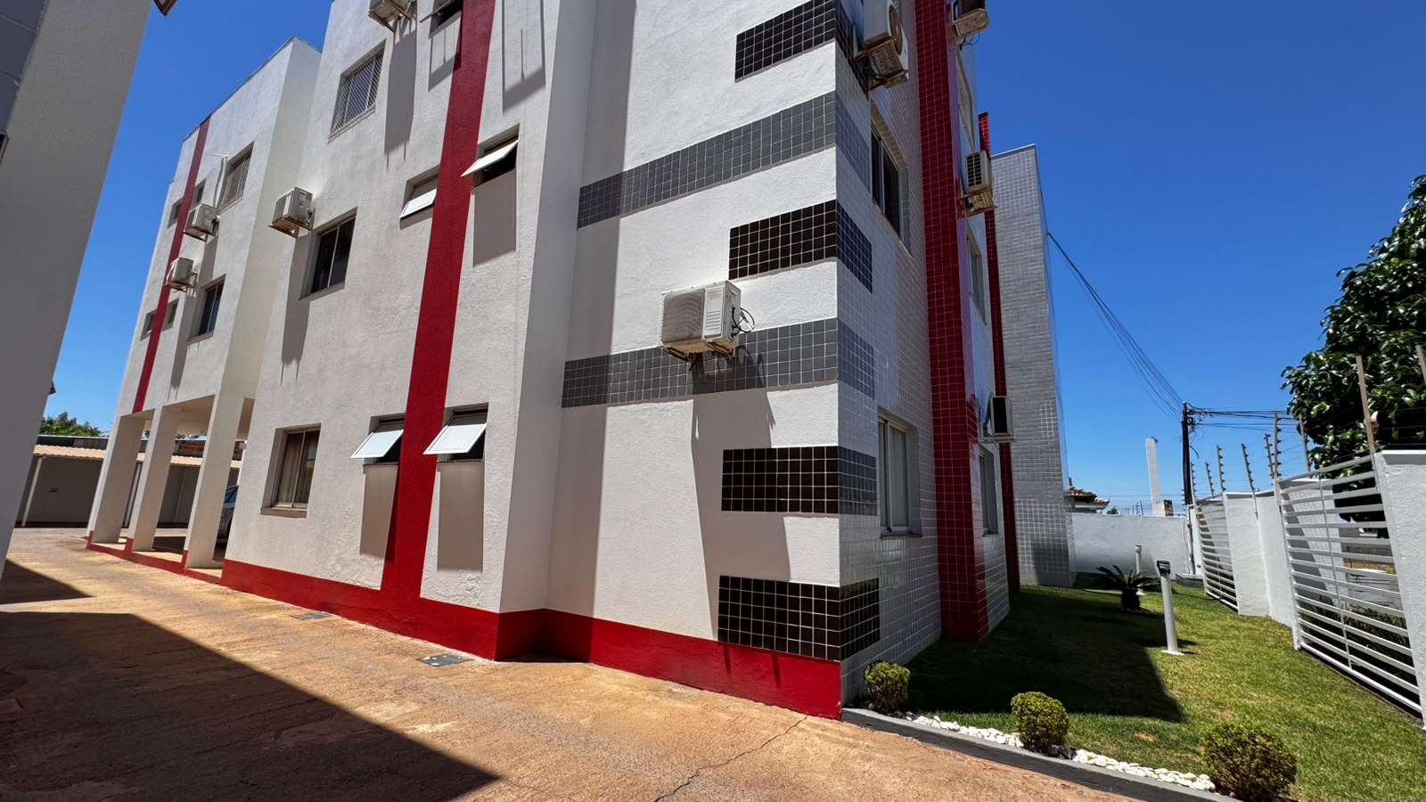APARTAMENTO À VENDA | JARDIM PARAISO