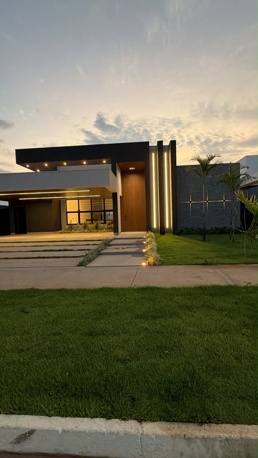 CASA À VENDA | CONDOMINIO