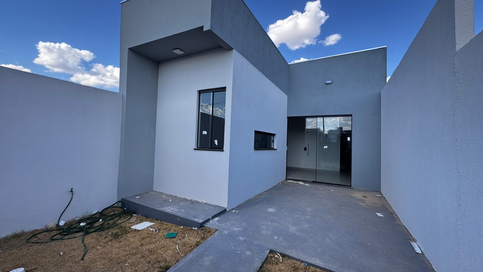 CASA À VENDA | NOVO HORIZONTE