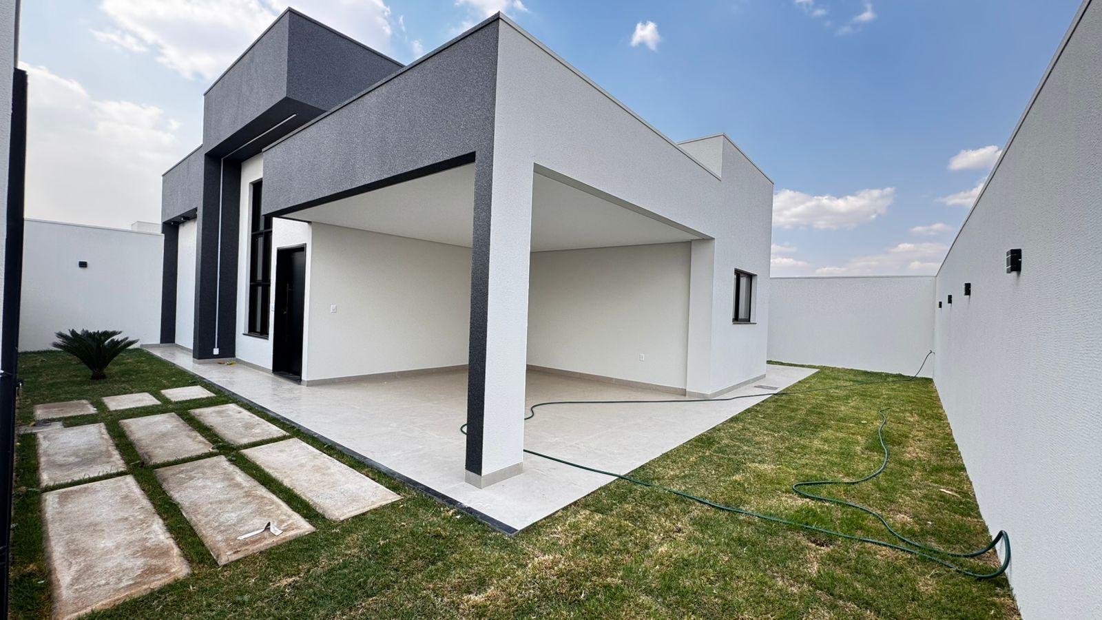 CASA À VENDA | NOVO PARAISO