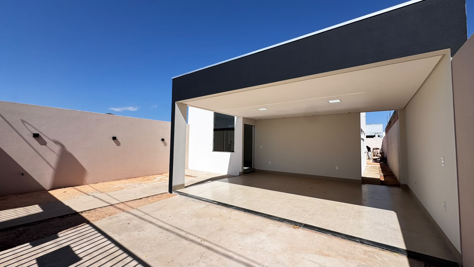 CASA À VENDA | PARQUE SÂO JOSÈ