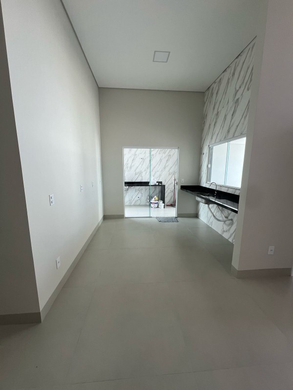 CASA À VENDA NO BAIRRO FLORAES LEA - Imagem 5