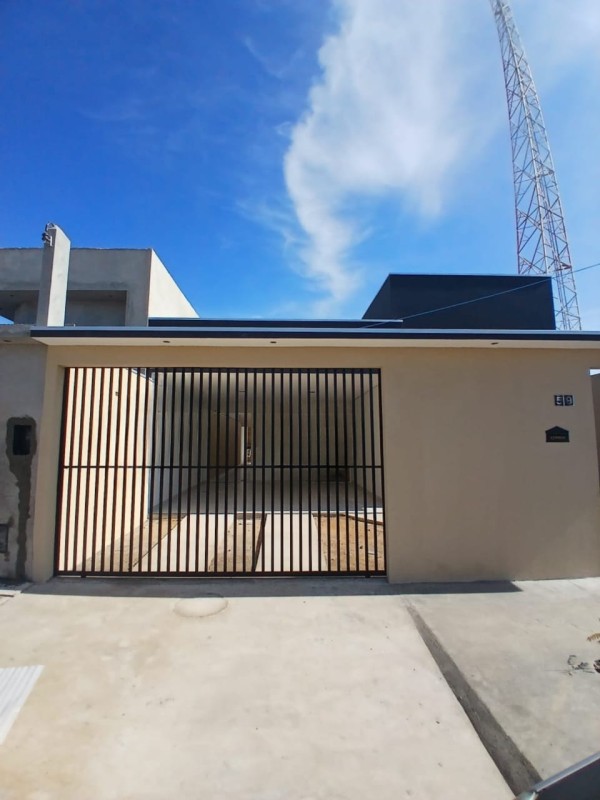 CASA À VENDA NO BAIRRO CIDADE UNIVERSITÁRIA II