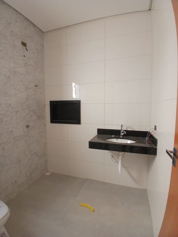 CASA À VENDA NO BAIRRO CIDADE UNIVERSITÁRIA II - Imagem 6