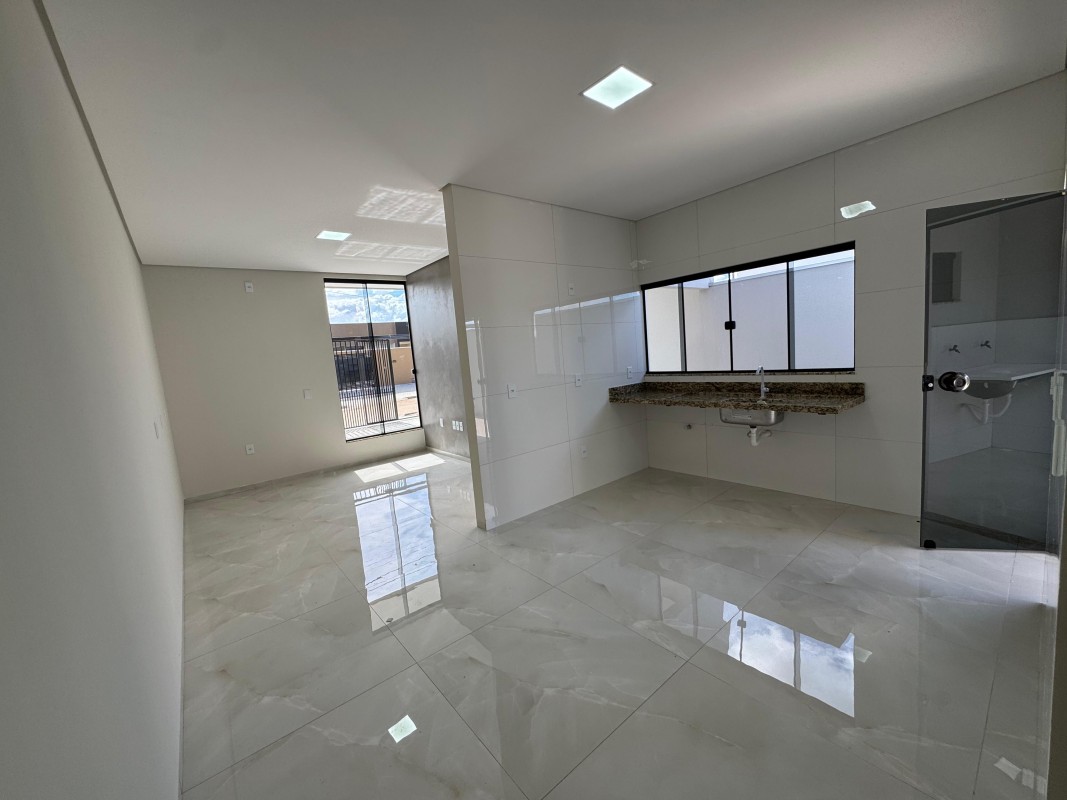 CASA Á VENDA NO BAIRRO CAMPOS ELÍSIOS - Imagem 4