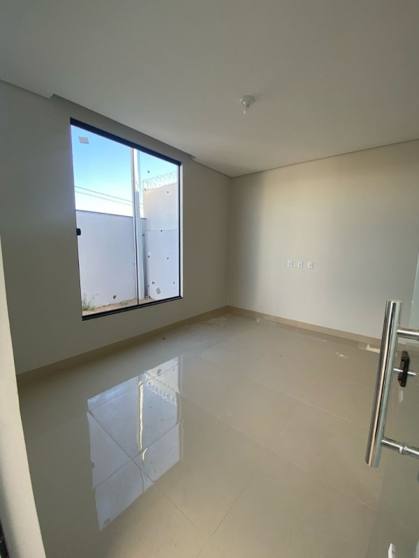 CASA Á VENDA NO BAIRRO FLORAIS LEA - Imagem 6