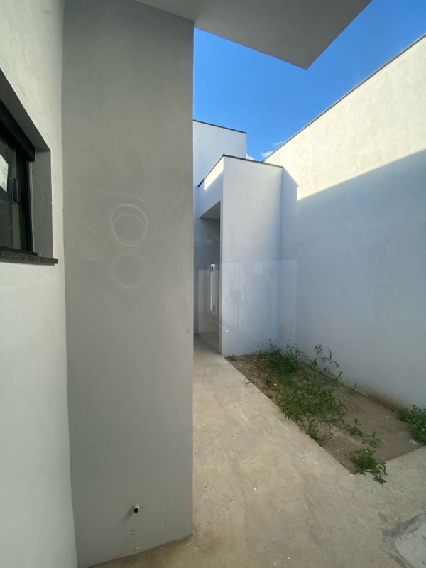 CASA Á VENDA NO BAIRRO FLORAIS LEA - Imagem 7