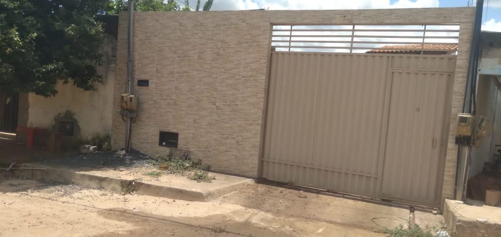 IMÓVEL Á VENDA NO BAIRRO SANTA CRUZ