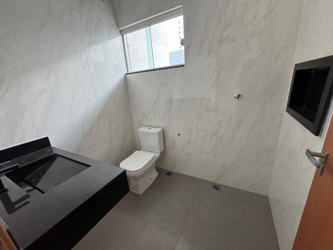 CASA Á VENDA NO BAIRRO CAMPOS ELÍSIOS - Imagem 3